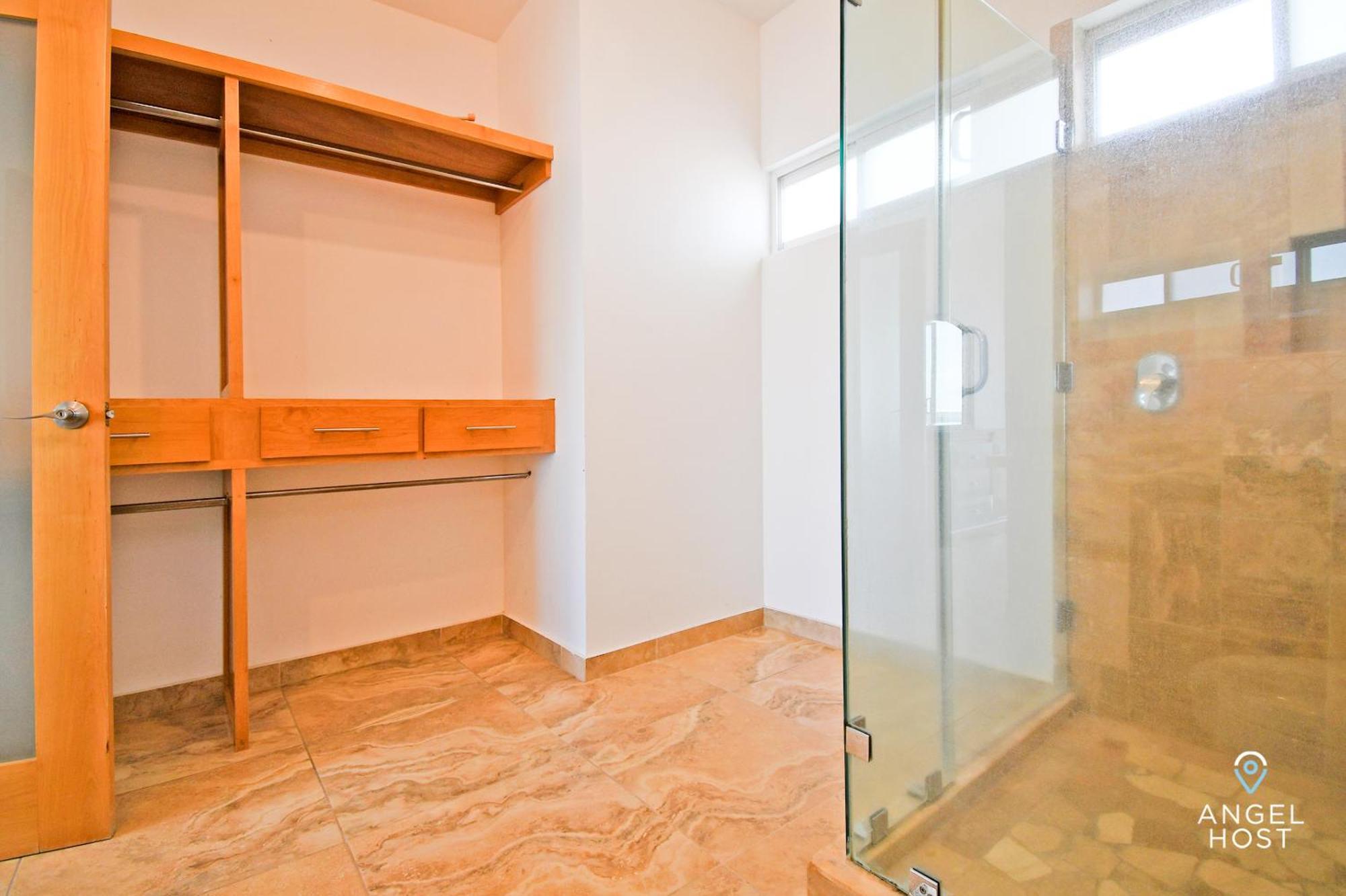 Oceanview Living Space & Balcony With Fiberoptic Wifi! 라파스 외부 사진